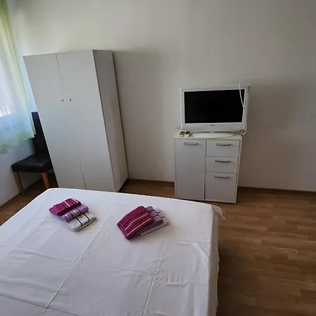 Sweet Apartment Split